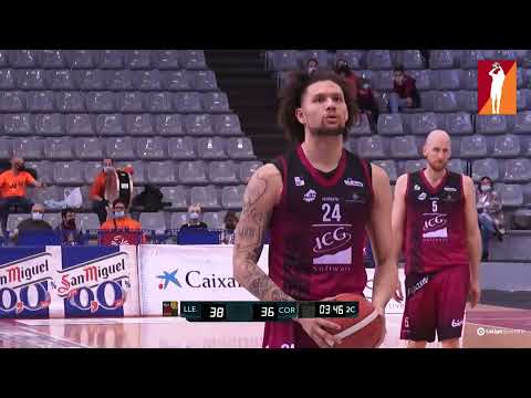 MICHAEL CARRERA, decisivo en la victoria ante Leyma Coruña con 29 de valoración