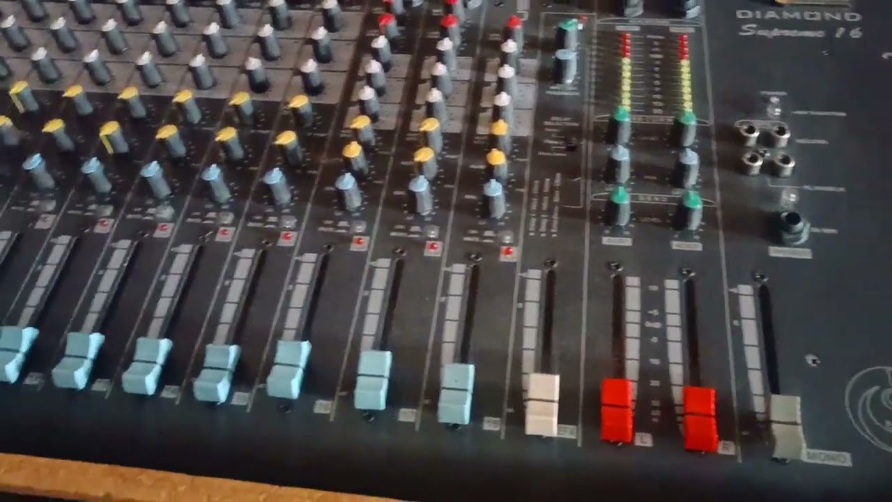 studiomaster Diamond club 18 channel mixer review