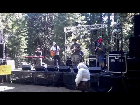 Smoke Daddies - Red Hot Momma Girl - Guitarfish 9-23-2011