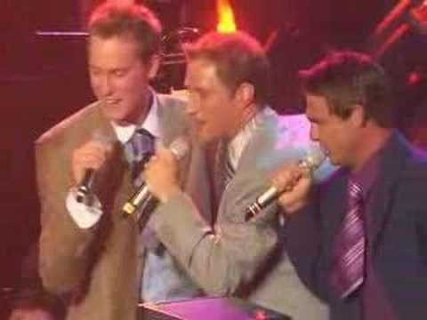 Ernie Haase & Signature Sound - Happy Rhythm