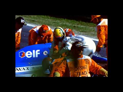F1 GP Belgium 1992 Ayrton Senna saves Eric Comas during practise on friday.