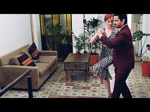 Buscandote - Alejandro Beron & Kelly Lettieri dance Tango in Buenos Aires
