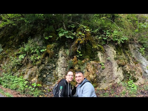 Cea mai veche asezare din Stațiunea Băile Olănești prezentam si cate ceva despre cascade