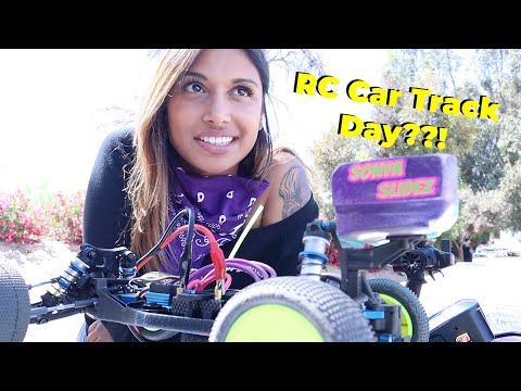 FIRST TRACK DAY WITH THE TEAM ASSOCIATED RWD B6! I was shocked how much it compared to a real car!