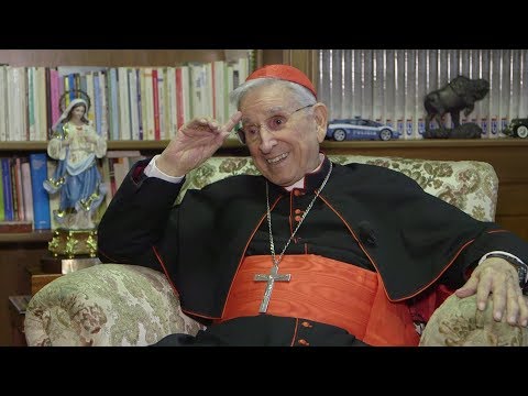 Cardenal Castrillón: “La renuncia de Benedicto XVI fue un aporte, no un fracaso”
