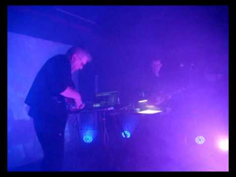 Twice A Man - Decay (Live @ Vintage Electronic Festival 2 - 02-01-2010)