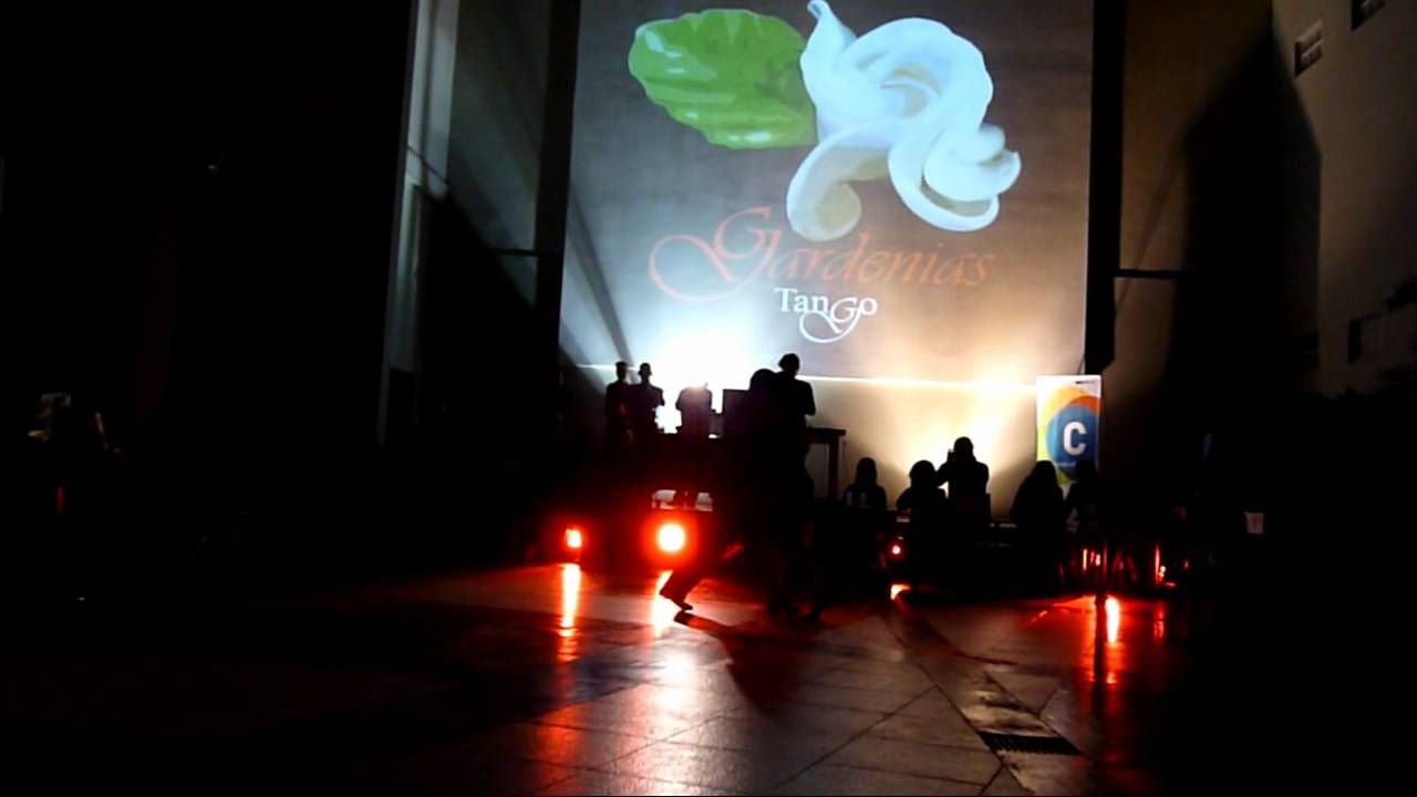 La Milonga del Patio presenta a Paola Sanz y Facundo de la Cruz -La capilla Blanca - Di Sarli