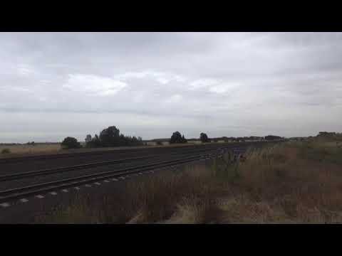 XR558 G523 BL30 X50 on D770V in manor loop