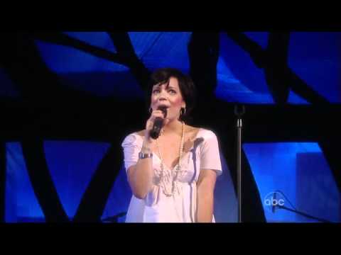 Lily Allen - The Fear (Live The View) [04.21.09]