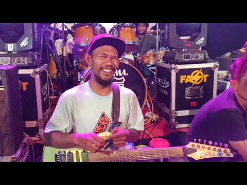 prepare NEW BELLA feat RAMAYANA audio live at banjar sari - cerme