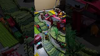 Download lagu An ice cream vendor is at the toy car racetrack and even goes outside the track mp3