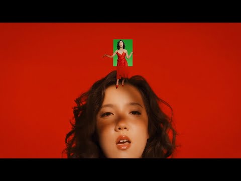 李竺芯Siri Lee - 懸踏仔咬跤- Official Music Video