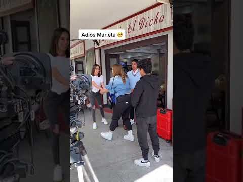Marieta se despide del elenco de Cómo Dice el dicho