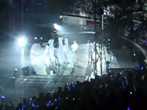 110226 Super Show 3 MANILA - Sorry Sorry Remix