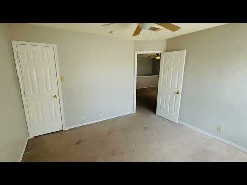 Spacious 3-Bed 2.5-Bath w/Bonus Room on the Northeast Side (inside 1604) property video