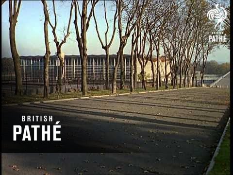 download lagu mp3 mp4 Old Crystal Palace, download lagu Old Crystal Palace gratis, unduh video klip Old Crystal Palace