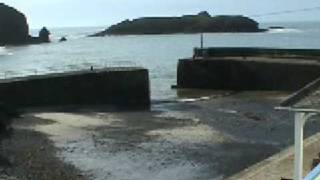 preview picture of video '345 Seathrift Cornish Holiday Cottage in Mullion Cove, Cornwall'