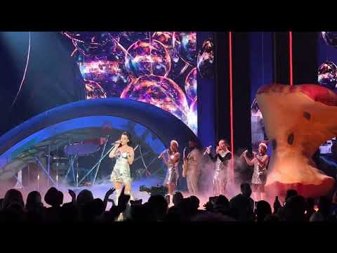 Katy Perry - Never Really Over | PLAY Las Vegas Resorts World 16/3/22
