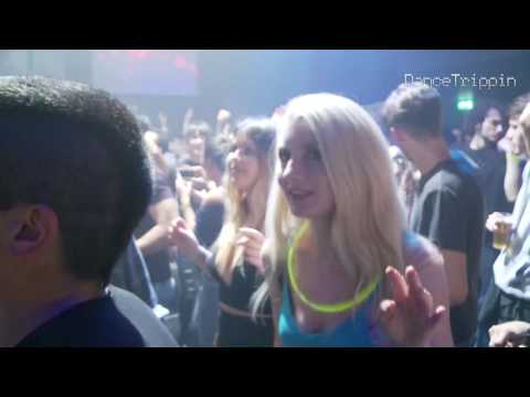 Dave  Sinner - Into The Void  [played by Audiomatiques b2b Aaron Bessemer]