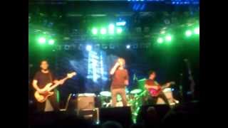 Mudhoney Stodoła Warszawa - What to do with the neutral / I'm now / The final course