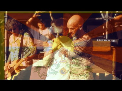 R.E.M & Thom Yorke - E‐Bow the Letter Tibetan Freedom Concert 1998 HD