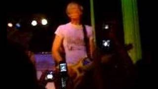 Family Force 5- Lose Urself live