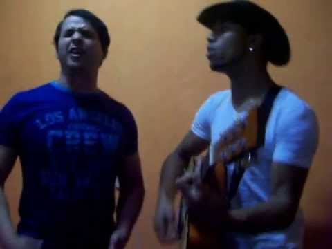 Denis e Rodrigo Cantando Química do Amor