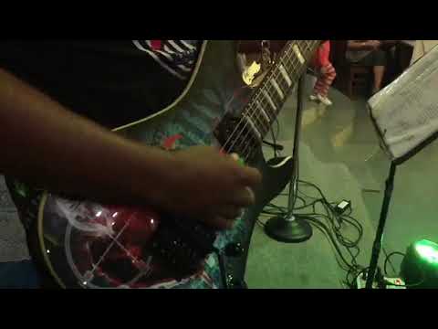 Darryl Gomez live @ valonias wheels goa....-,she's a man eater