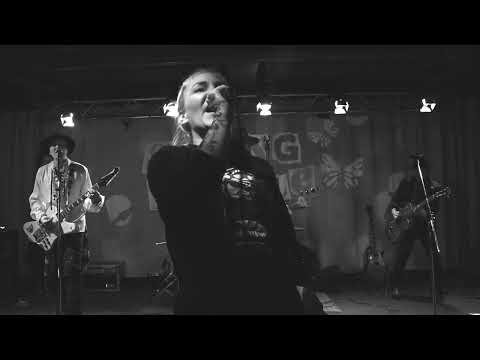 Bad Valentines - "Mariia"