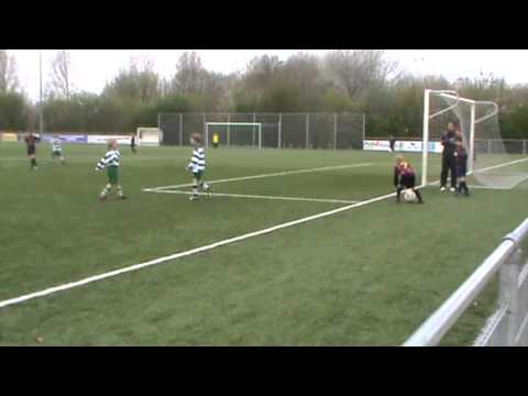 20110409 Victoria'04 F2 - Schiebroek F1 - 3, 4 of 5-0 Sem