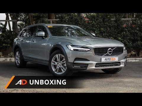 2017 Volvo V90 Cross Country