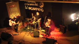 Union of blues -Ain't that  lovin' you baby.