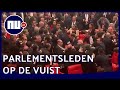 Vechtpartij in Turks parlement na kritiek op Erdogan | NU.nl