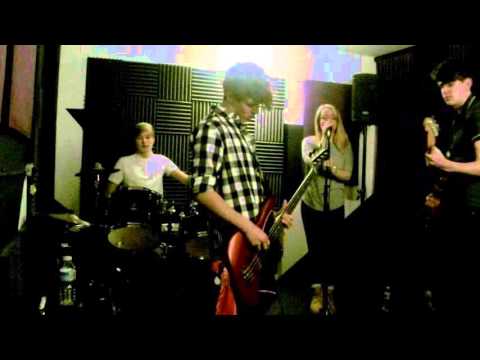 How Deep Is Your Love/Seven Nation Army - TheOhFour