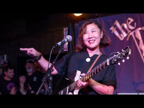 5.6.7.8's - Pretty Little Lily/I'm Blue