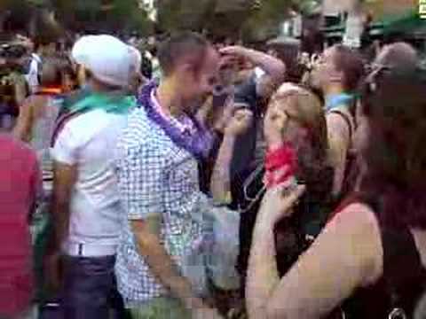 DC Gay Pride 2007: Dancing in 17th Street - Washington DC