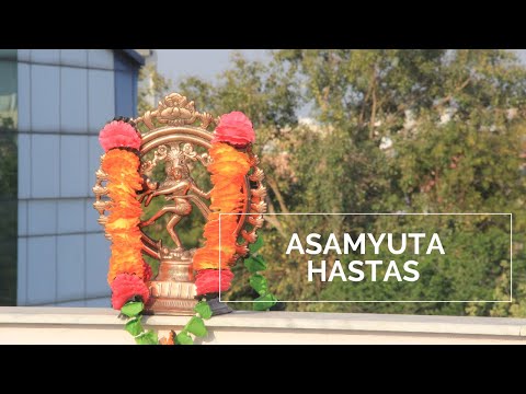 Prārambham - Asamyuta Hastās (Single hand gestures)