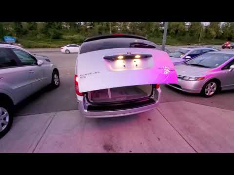 2010 Chrysler Town & Country 4.0L V6 Walk Around Video with all working features power stow n go