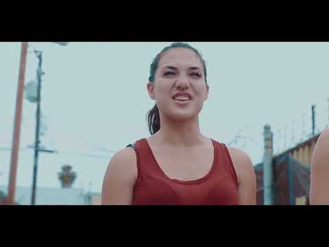 Pertarungan Wanita Seksi 3 lawan 1 asyik buat cuci mata masbro...!!!!