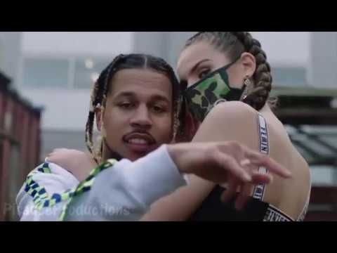 Famkelouise VROOM but no repeating words