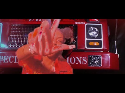 LAGLOINSKI - Red Dot (shot by @buttahhreuben)