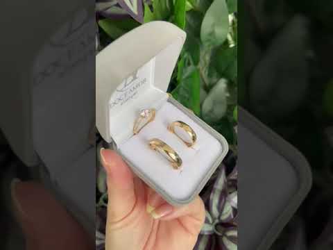 Par de Alianças em Prata 950 Banho Ouro 18K  - 4mm   Modelo: DA-016-4 Solitário Bella