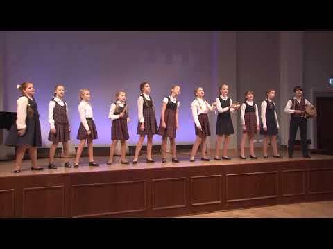 Rīgas Rīnūžu vidusskolas 1.-4. klašu vokālais ansamblis “Rīnūži”