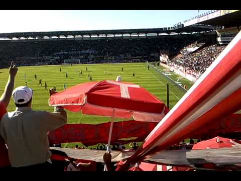 "Señores yo soy de Independiente" Barra: La Barra del Rojo • Club: Independiente