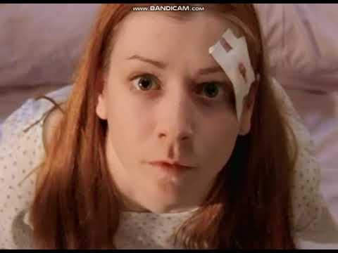 Buffy the Vampire Slayer 2x22 "Becoming (Part 2)" - Buffy and Angel Sword Fight