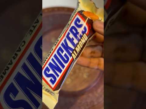 Snickers Almond 🍫#youtube #trendingshorts #youtubeshorts #foodie #trending #foodshorts