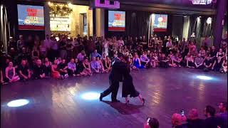 Video thumbnail for Carlitos Espinoza y Agustina Piaggio - "Tinta Verde" - Orquesta Carlos Di Sarli