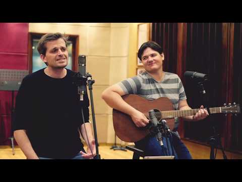 download lagu mp3 mp4 Tus Caminos Son Una Locura, download lagu Tus Caminos Son Una Locura gratis, unduh video klip Tus Caminos Son Una Locura