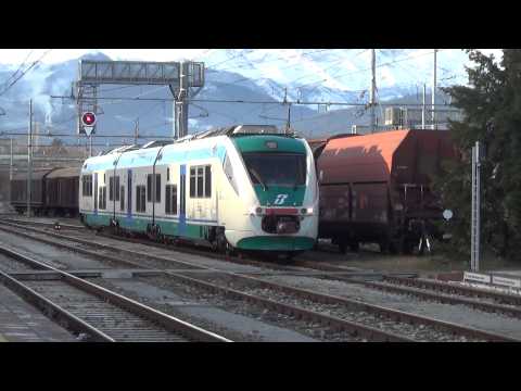 MINUETTO DIESEL ARRIVA ALLA STAZIONE DI CUNEO.  14 - 12 - 2013.