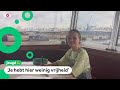 Schipperskinderen Daan en Alysia krijgen les aan boord